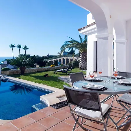 Ref 4 Casa Blanca *