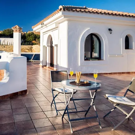 Ref 4 Casa Blanca * Zahara de los Atunes