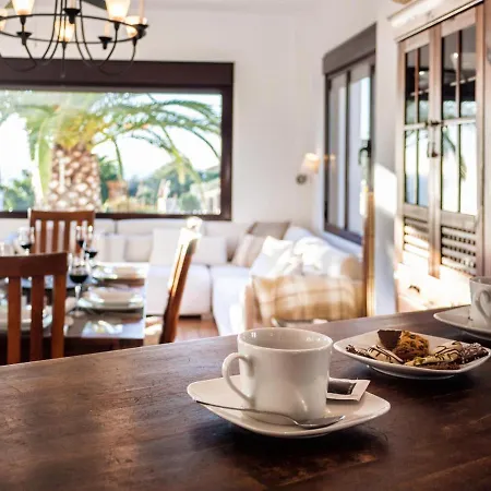 Holiday home Ref 4 Casa Blanca *